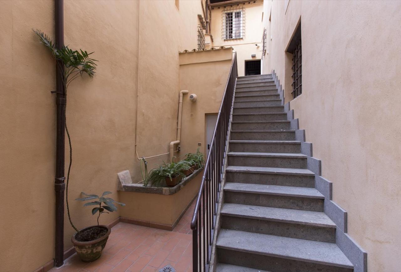 Cozy Apartment In Via Degli Spagnoli - FromhometoΡώμη Εξωτερικό φωτογραφία